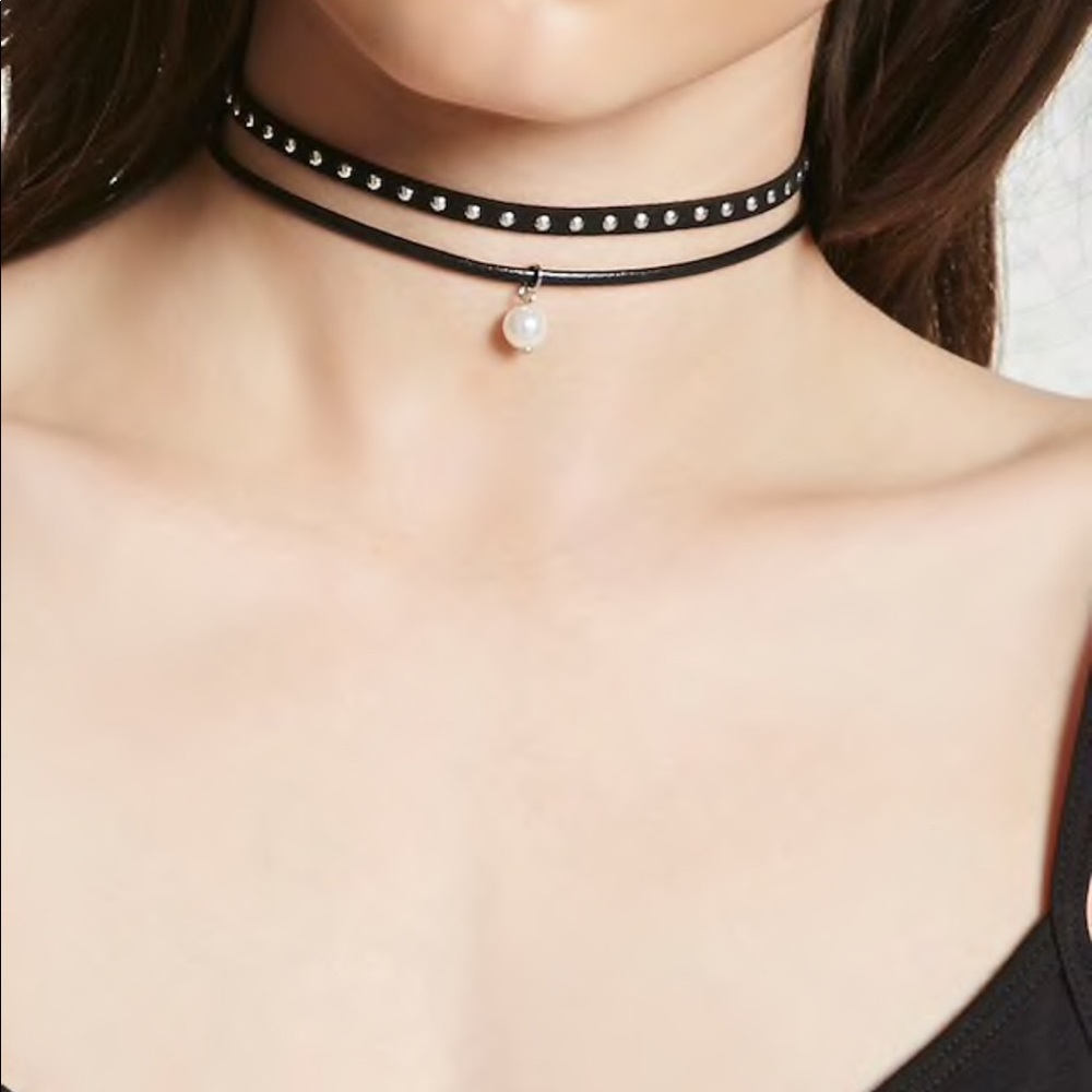 Forever 21 faux layered leather choker